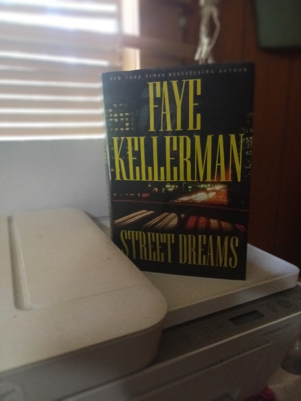 Faye Kellerman Street Dreams - Black and Yellow Paperback
